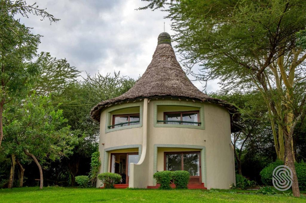 Lake Manyara Serena Safari Lodge1