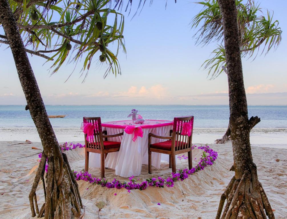 Neptune Pwani Beach Resort2