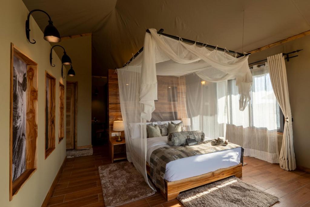 Serengeti River Camp1